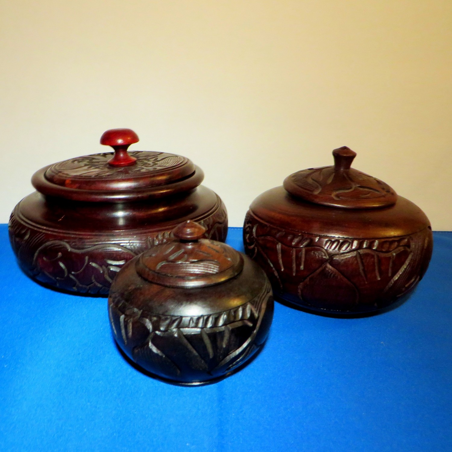 Small Hand Carved Wood Bowl With Lid, Carved Wooden Bowl With Lid